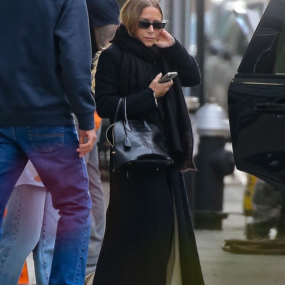Mary-Kate Olsen Teases The Unexpected Shoe Of The Summer